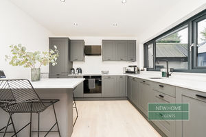 Photo 13- click for photo gallery